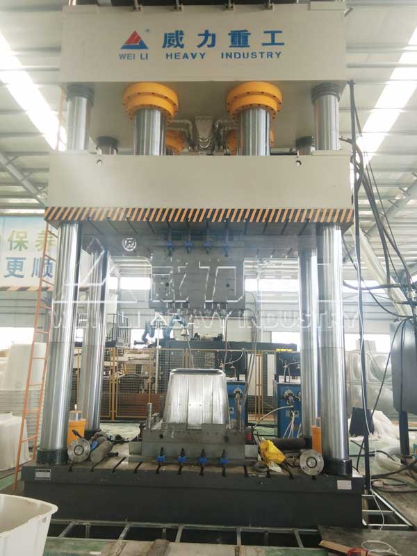 复合材料成型2000吨四柱油压机